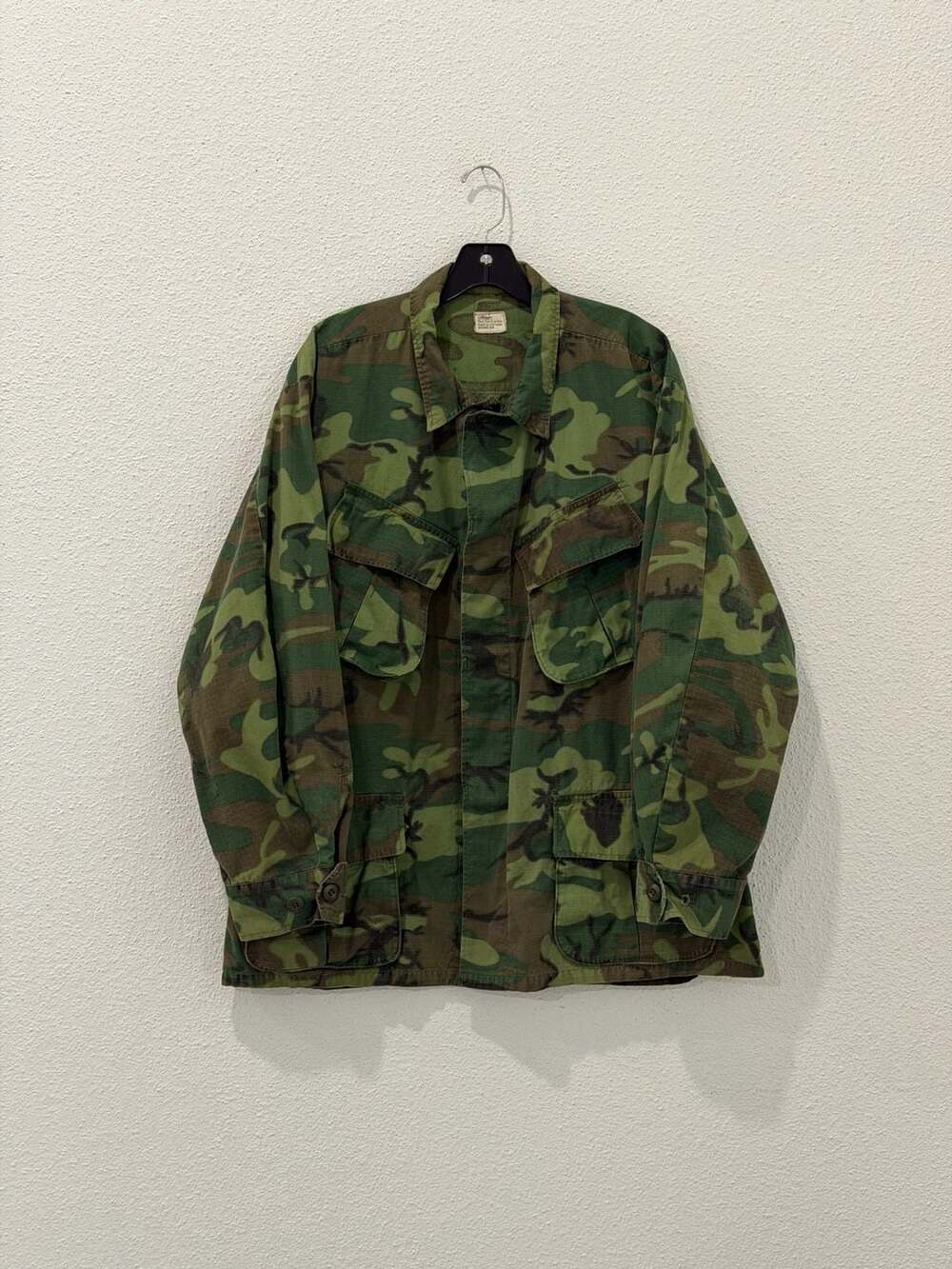Vintage 1968 US Army Jungle Fatigue Jacket Camouflage Poplin Large Short